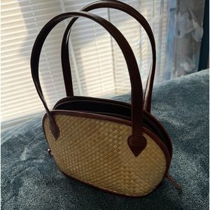 Woven small size shoulder bag